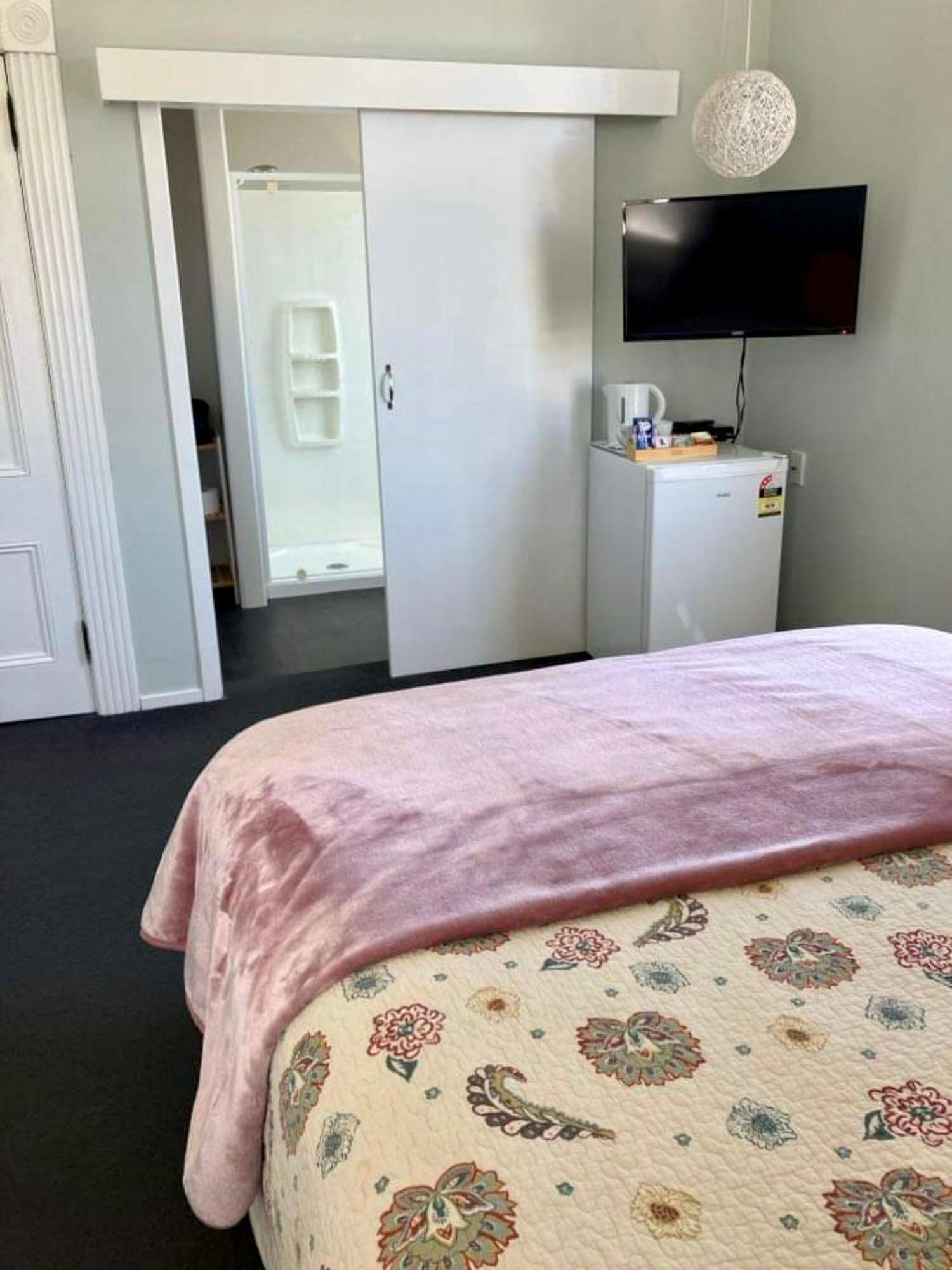 Tripinn Modern Motels & Affordable Accommodation Westport Dış mekan fotoğraf