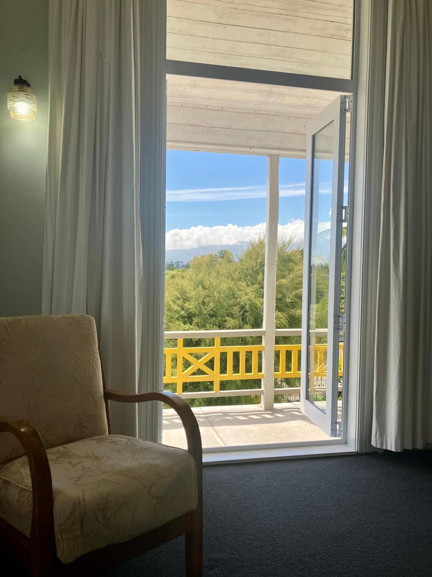 Tripinn Modern Motels & Affordable Accommodation Westport Dış mekan fotoğraf