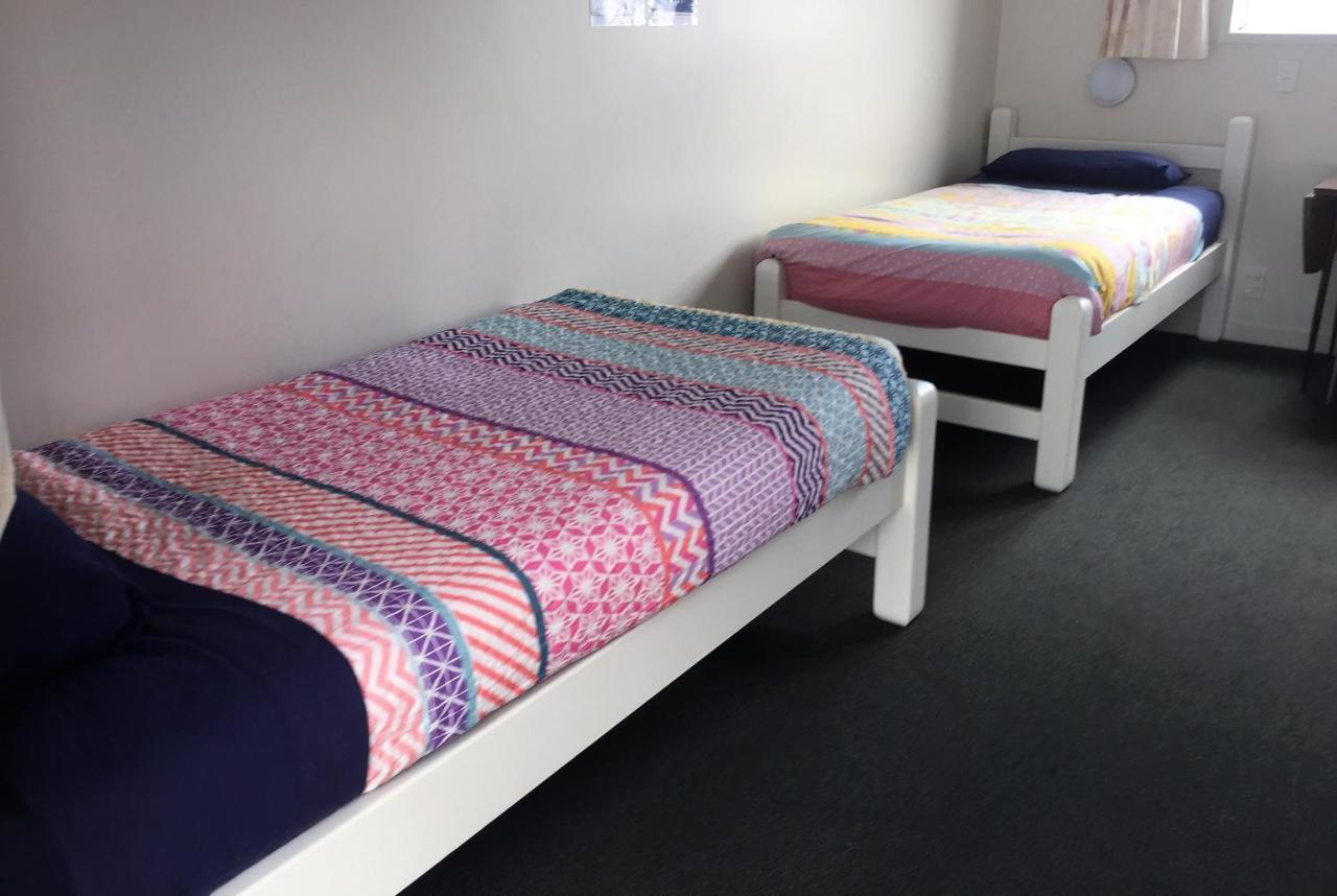 Tripinn Modern Motels & Affordable Accommodation Westport Dış mekan fotoğraf
